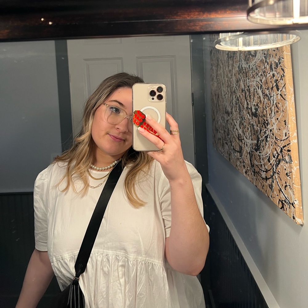 Meet your Posher, Ally